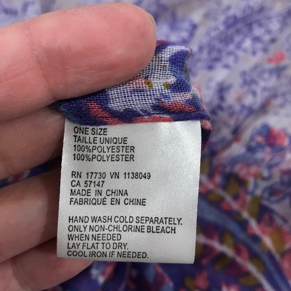 Infinity Scarf - Picture 2 of 3